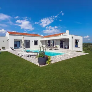 Sofia Villa