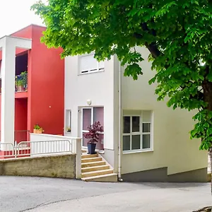 Stazion With Free Parking Pazin